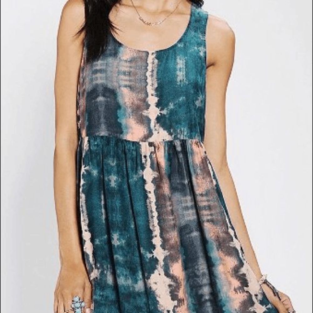 Ecote S (Urban Outfitters) Green & Pink Sleeveless Fit And Flare Dress Tunic